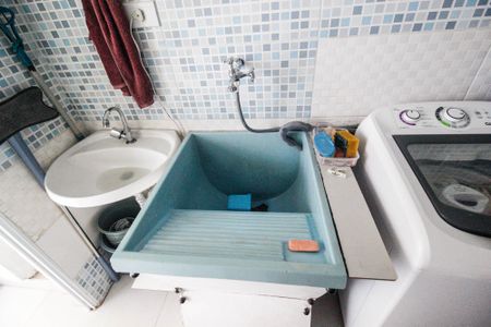 Casa à venda com 280m², 4 quartos e 2 vagas Casa à venda com 280m², 4 quartos e 2 vagasÁrea de serviço