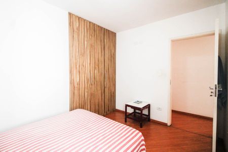 Casa à venda com 280m², 4 quartos e 2 vagas Casa à venda com 280m², 4 quartos e 2 vagasQuarto 2