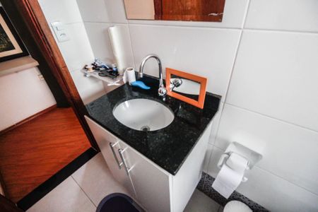 Casa à venda com 280m², 4 quartos e 2 vagas Casa à venda com 280m², 4 quartos e 2 vagasBanheiro da Suíte 2