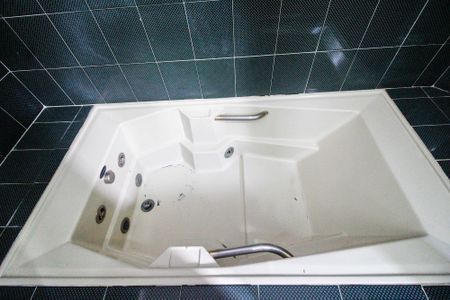 Casa à venda com 280m², 4 quartos e 2 vagas Casa à venda com 280m², 4 quartos e 2 vagasBanheiro da Suíte 1