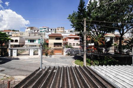 Casa à venda com 280m², 4 quartos e 2 vagas Casa à venda com 280m², 4 quartos e 2 vagasVista