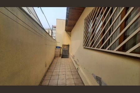 Casa à venda com 200m², 1 quarto e 2 vagas