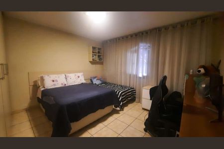 Casa à venda com 200m², 1 quarto e 2 vagas