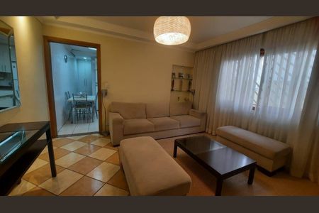 Casa à venda com 200m², 1 quarto e 2 vagas