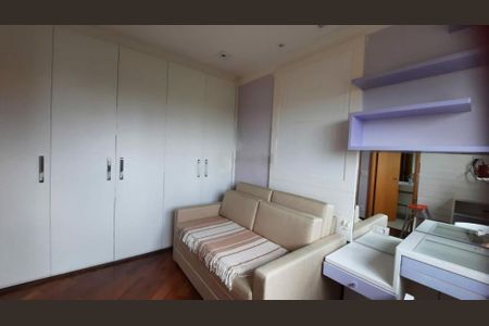 Apartamento à venda com 222m², 4 quartos e 5 vagas