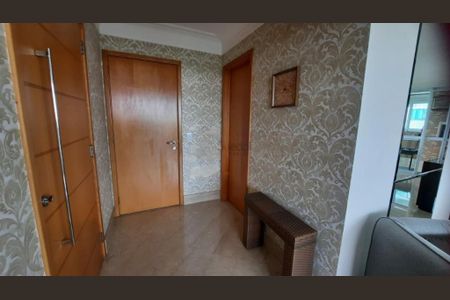 Apartamento à venda com 222m², 4 quartos e 5 vagas