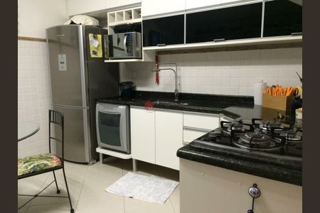 Casa à venda com 145m², 2 quartos e 1 vaga