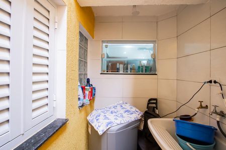 Casa à venda com 150m², 3 quartos e sem vagaÁrea de Serviço