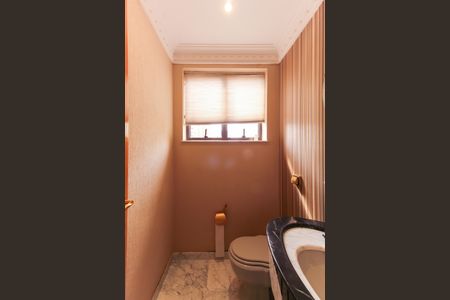 Apartamento à venda com 246m², 3 quartos e 5 vagas Apartamento à venda com 246m², 3 quartos e 5 vagasLavabo