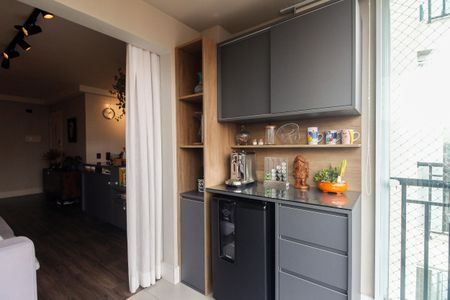 Apartamento à venda com 69m², 2 quartos e 1 vagaVaranda 