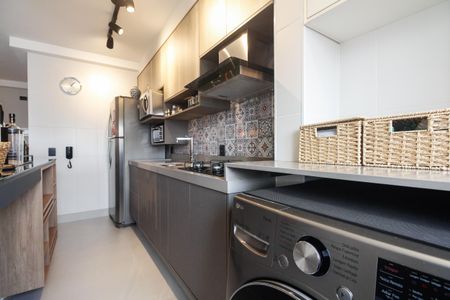 Apartamento à venda com 69m², 2 quartos e 1 vagaÁrea de Serviço 