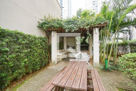 Apartamento à venda com 69m², 2 quartos e 1 vagaCondomínio - Churrasqueira 