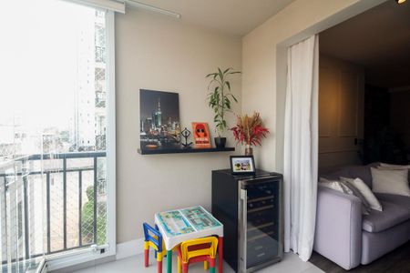 Apartamento à venda com 69m², 2 quartos e 1 vagaVaranda 
