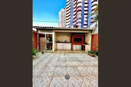 Casa à venda com 131m², 3 quartos e 3 vagas