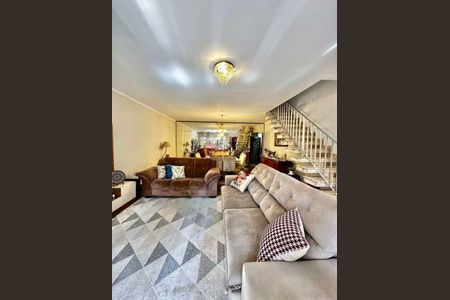 Casa à venda com 131m², 3 quartos e 3 vagas