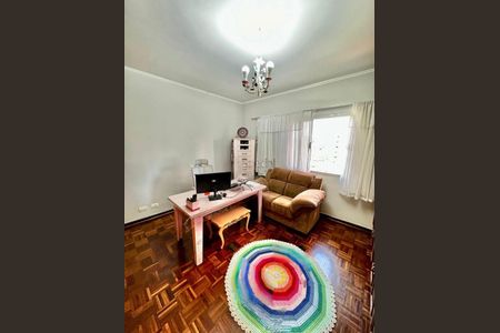 Casa à venda com 131m², 3 quartos e 3 vagas