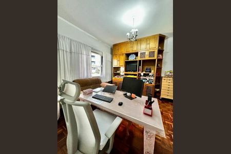 Casa à venda com 131m², 3 quartos e 3 vagas