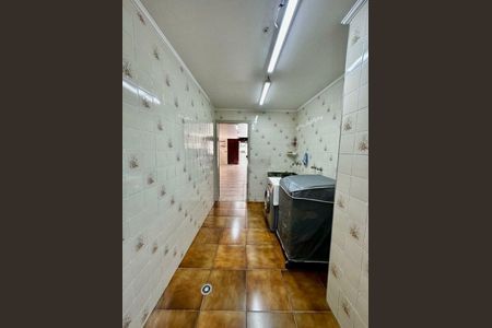 Casa à venda com 131m², 3 quartos e 3 vagas