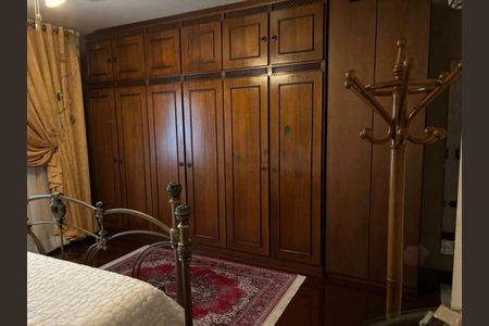 Casa à venda com 330m², 6 quartos e 6 vagas