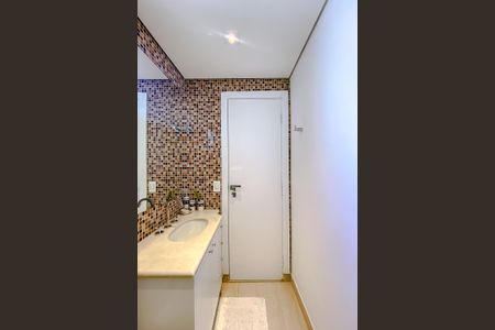 Apartamento à venda com 144m², 3 quartos e 3 vagas Apartamento à venda com 144m², 3 quartos e 3 vagasBanheiro da Suíte 2