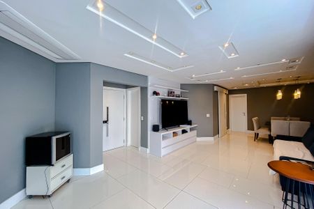 Apartamento à venda com 144m², 3 quartos e 3 vagas Apartamento à venda com 144m², 3 quartos e 3 vagasSala