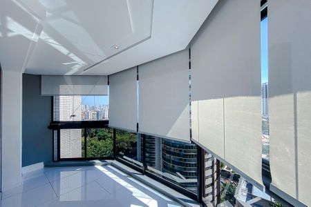 Apartamento à venda com 144m², 3 quartos e 3 vagas Apartamento à venda com 144m², 3 quartos e 3 vagasVaranda da Sala