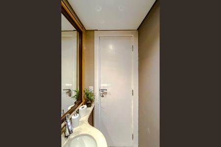 Apartamento à venda com 144m², 3 quartos e 3 vagas Apartamento à venda com 144m², 3 quartos e 3 vagasLavabo