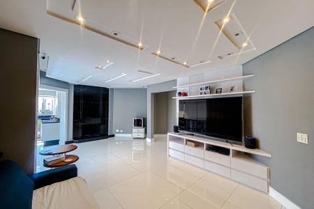 Apartamento à venda com 144m², 3 quartos e 3 vagas Apartamento à venda com 144m², 3 quartos e 3 vagasSala