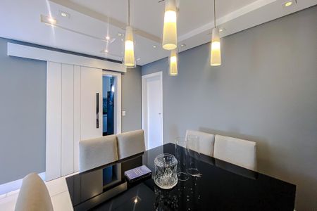 Apartamento à venda com 144m², 3 quartos e 3 vagas Apartamento à venda com 144m², 3 quartos e 3 vagasSala de Jantar