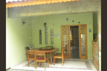 Casa à venda com 390m², 3 quartos e 3 vagas