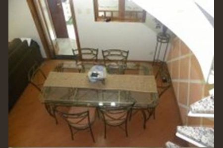 Casa à venda com 390m², 3 quartos e 3 vagas