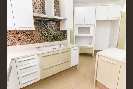 Apartamento à venda com 337m², 4 quartos e 4 vagas