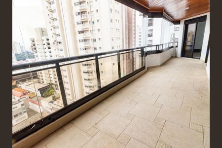 Apartamento à venda com 337m², 4 quartos e 4 vagas