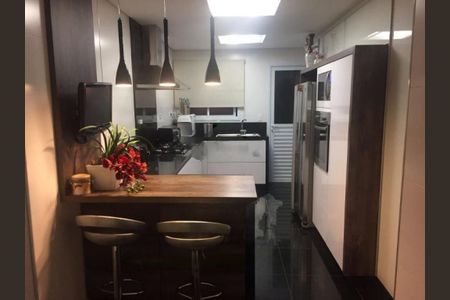 Apartamento à venda com 186m², 3 quartos e 4 vagas