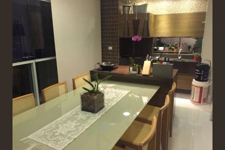 Apartamento à venda com 186m², 3 quartos e 4 vagas