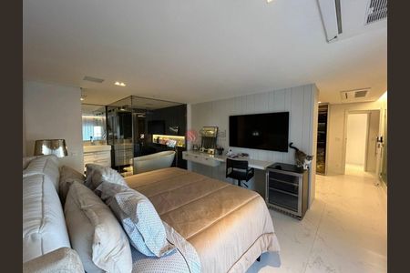 Apartamento à venda com 393m², 4 quartos e 7 vagas