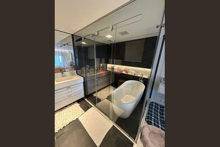 Apartamento à venda com 393m², 4 quartos e 7 vagas