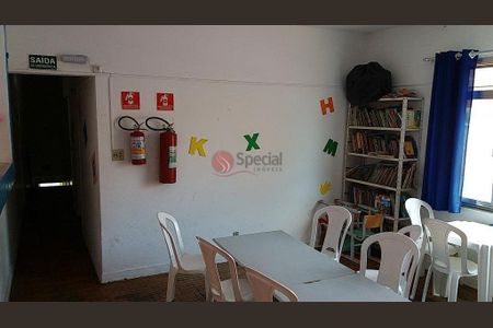 Casa à venda com 330m², 5 quartos e 3 vagas