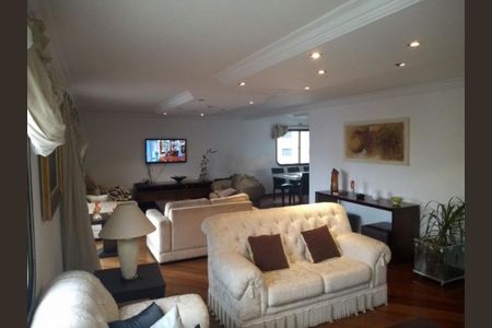 Apartamento à venda com 238m², 3 quartos e 3 vagas