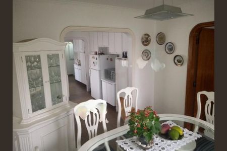 Apartamento à venda com 238m², 3 quartos e 3 vagas