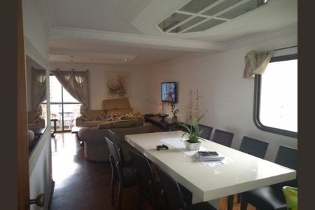 Apartamento à venda com 238m², 3 quartos e 3 vagas