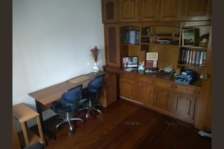 Apartamento à venda com 238m², 3 quartos e 3 vagas