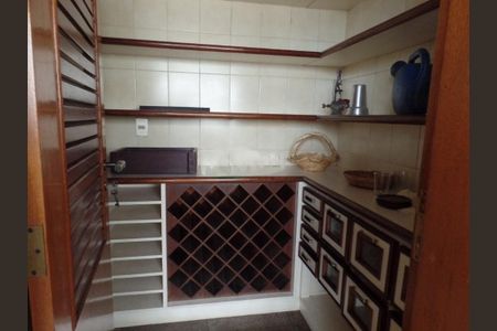 Apartamento à venda com 314m², 4 quartos e 4 vagas