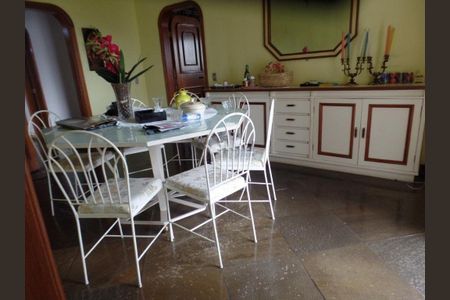 Apartamento à venda com 314m², 4 quartos e 4 vagas