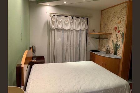 Apartamento à venda com 246m², 4 quartos e 6 vagas