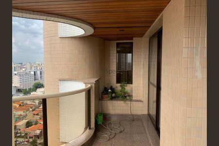 Apartamento à venda com 246m², 4 quartos e 6 vagas