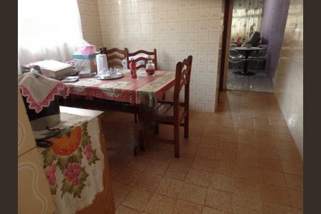 Casa à venda com 140m², 3 quartos e 2 vagas