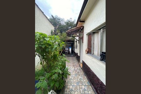 Casa à venda com 120m², 2 quartos e 2 vagas