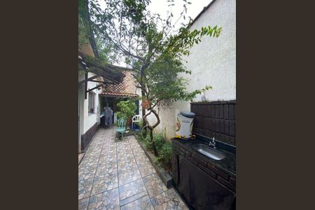 Casa à venda com 120m², 2 quartos e 2 vagas