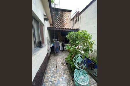 Casa à venda com 120m², 2 quartos e 2 vagas